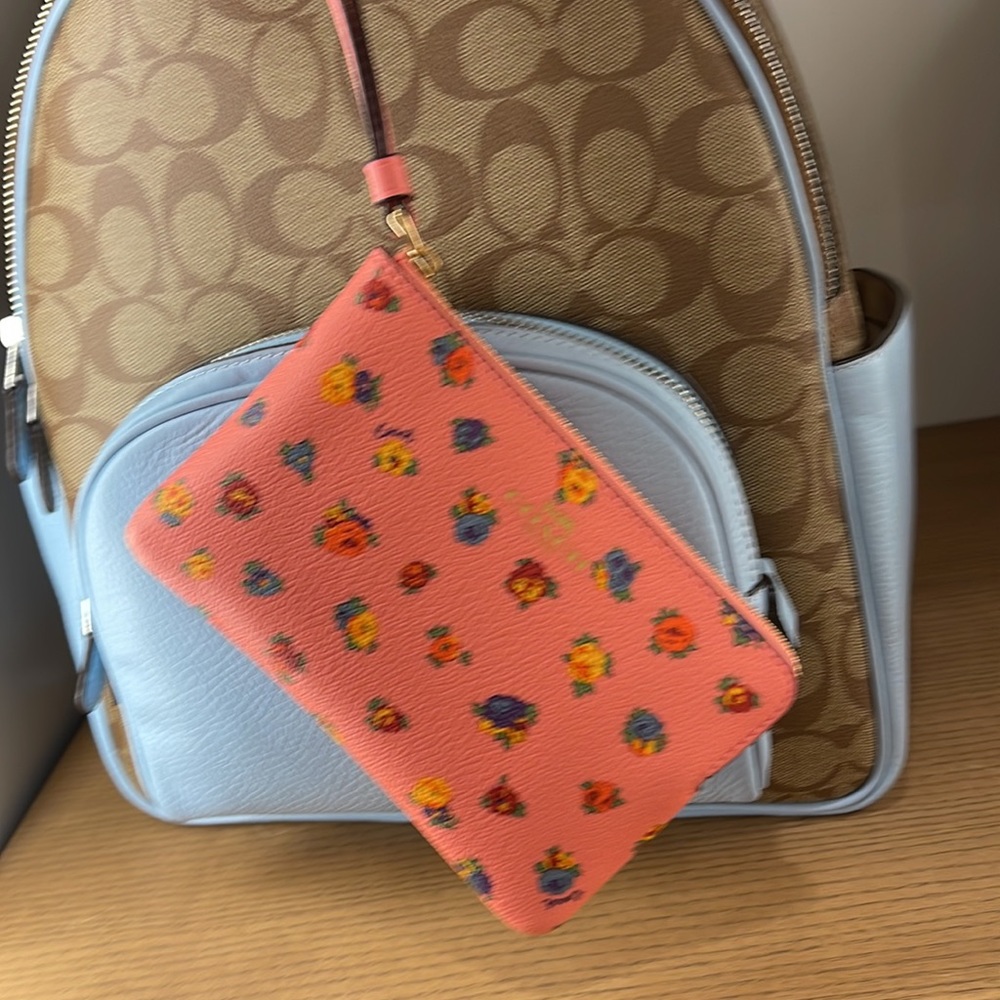 Coach Corner Zip Wristlet With Mini Vintage Rose Print Pink Lemonade Multi - Picture 13 of 16